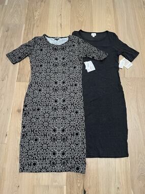 NWT! LuLaRoe Julia Dress Lot 2 Women’s S AOP & Solid Midi Moody Geometric Print